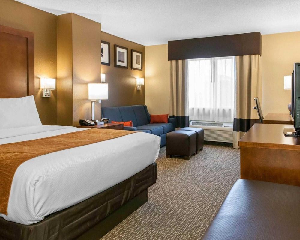 Comfort Suites Terre Haute University Area Dış mekan fotoğraf