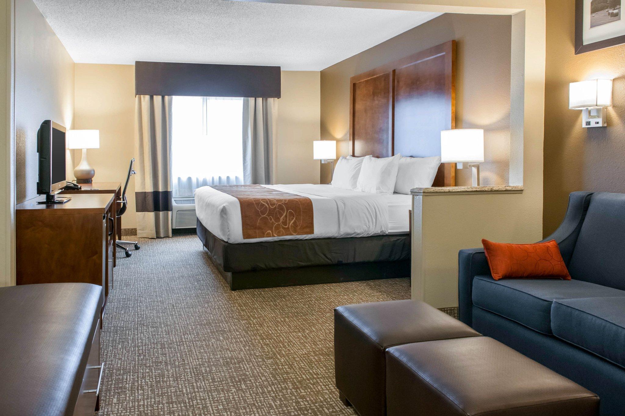 Comfort Suites Terre Haute University Area Dış mekan fotoğraf
