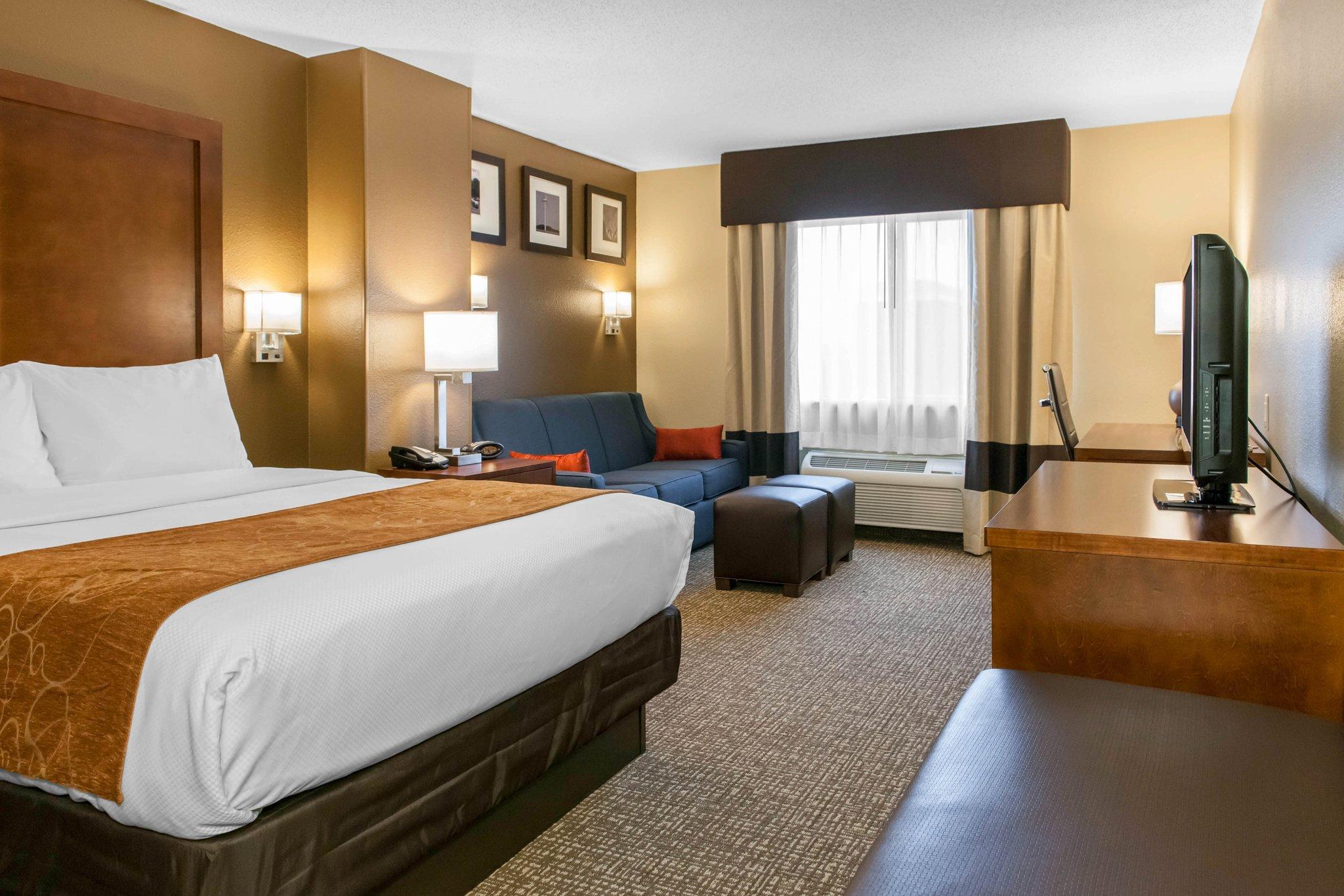 Comfort Suites Terre Haute University Area Dış mekan fotoğraf