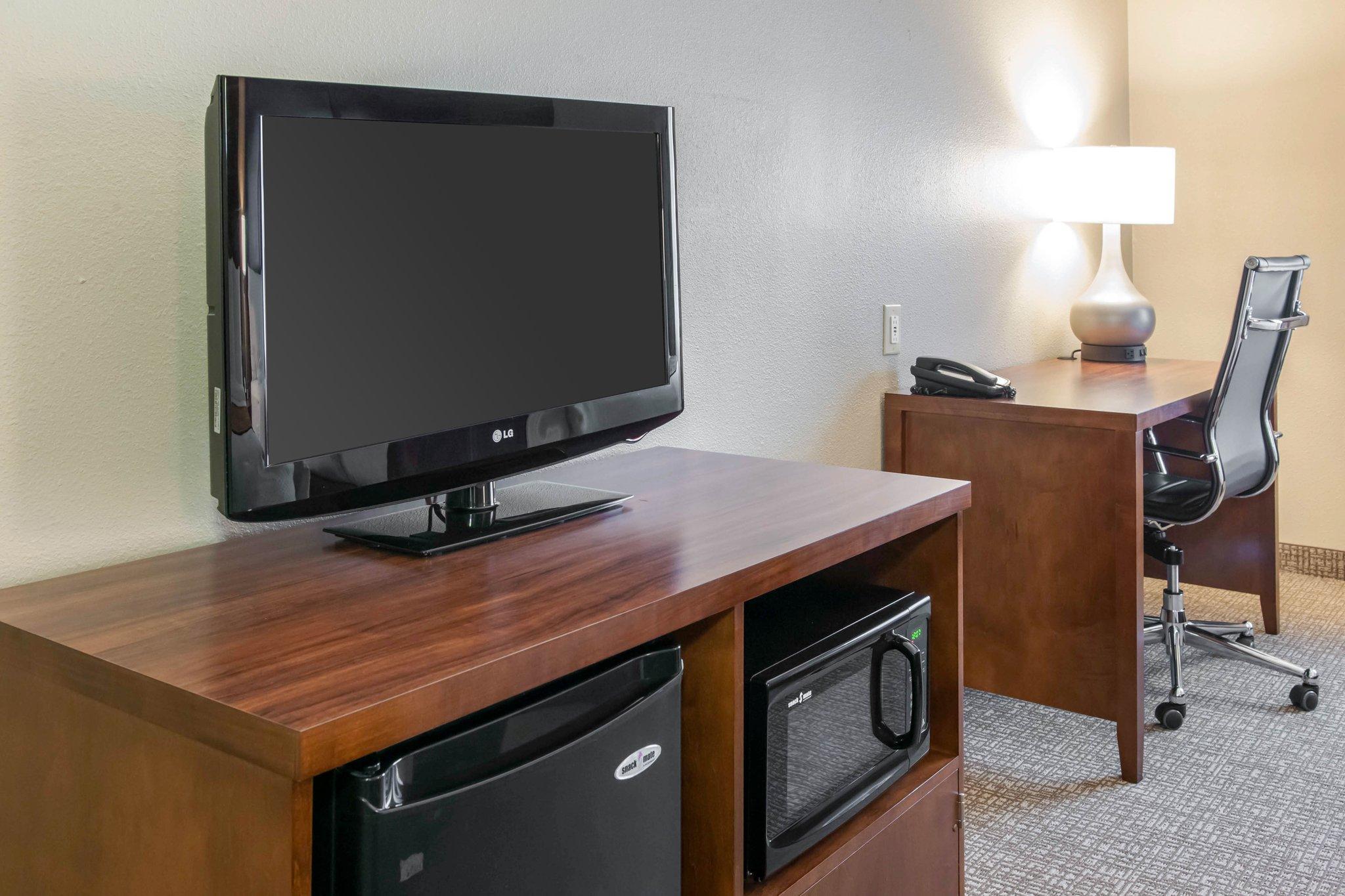 Comfort Suites Terre Haute University Area Dış mekan fotoğraf