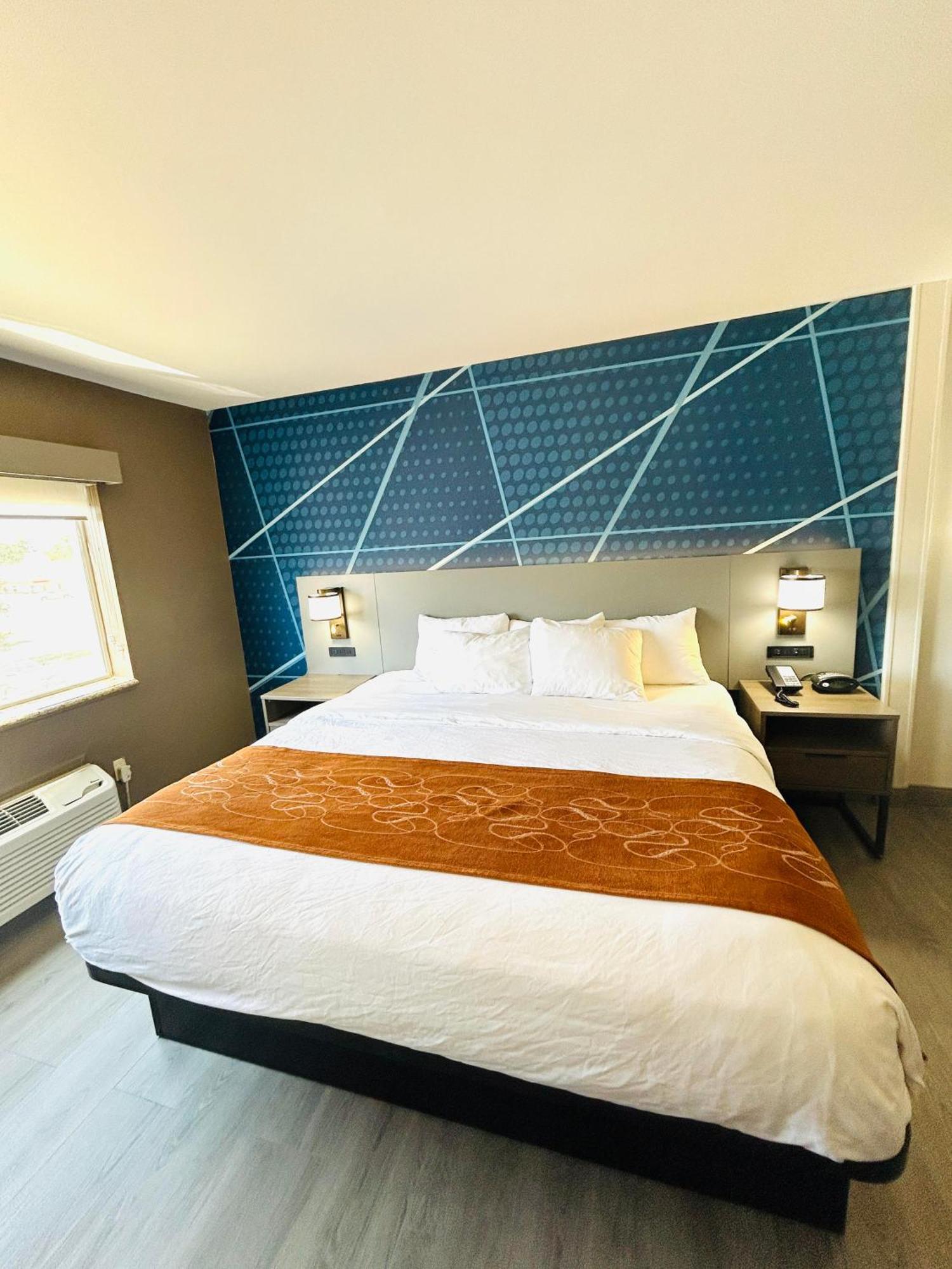 Comfort Suites Terre Haute University Area Dış mekan fotoğraf