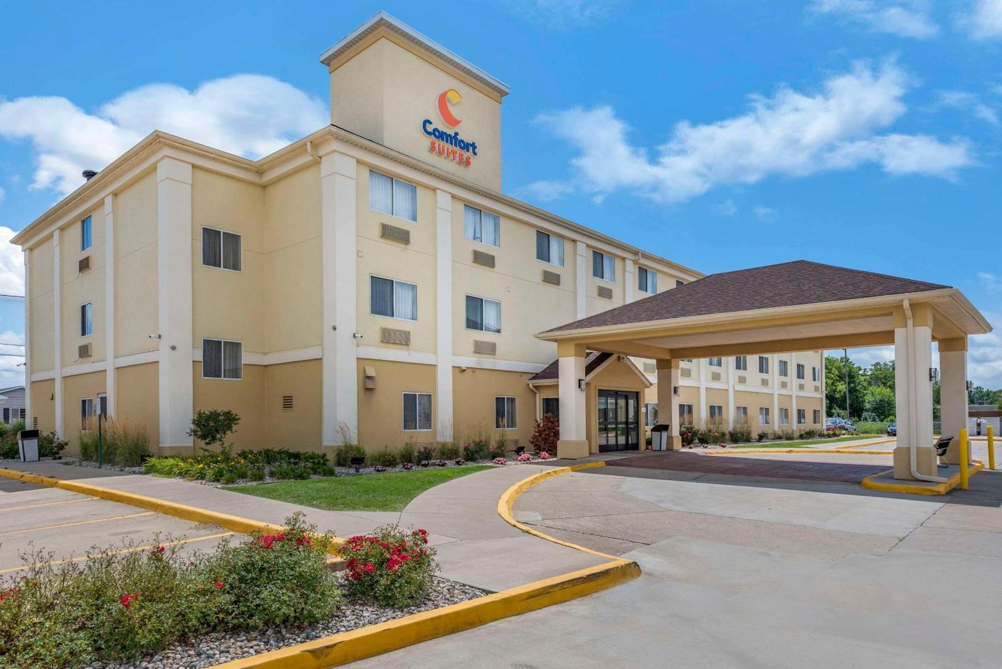 Comfort Suites Terre Haute University Area Dış mekan fotoğraf